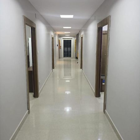 Swagath Residency Kākināda Kültér fotó